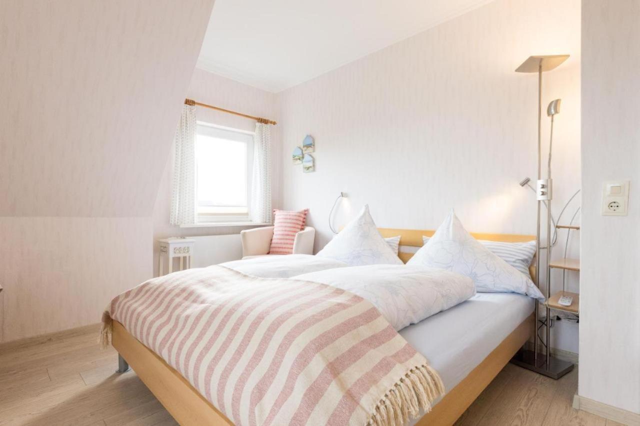 Ferienwohnungen Peters Sylt Exteriör bild